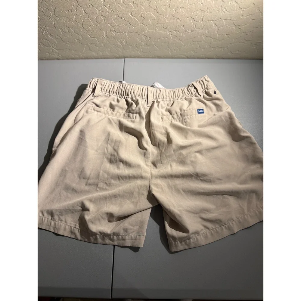 Chubbies Everywear Shorts Mens Medium Khaki Tan 6 Inch Inseam Stretch Casual